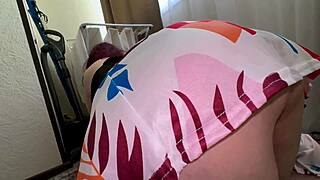the big mature ass of experienced stepmom spreads for stepson