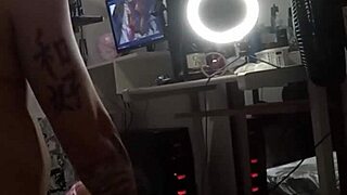 Masturbating the young pussy with sex toy