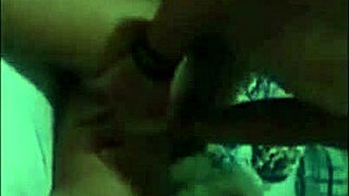 morena novinha 18 anos dando na frente do marido corno amador cuckold parte 3