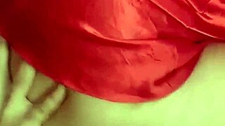 زوجي ديوث الخول بيجيب صاحبو البيت ينيكني من طيزي سكس مصري جديد