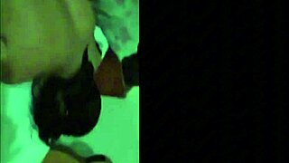 morena novinha 18 anos dando na frente do marido corno amador cuckold parte 3