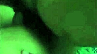 morena novinha 18 anos dando na frente do marido corno amador cuckold parte 3