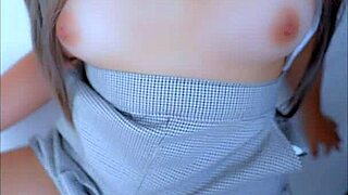 colegiala chichona y culona en desarrollo a las morras