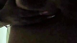 Me gustaria masturbarte con mis tetas y sacarte toda la leche
