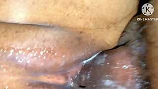 stepbrother gave me sloppy blowjob then spread cum 😈