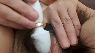 mature milf uses vibrator on her vagina