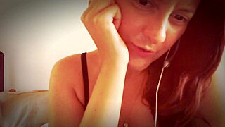 Nicoletta enjoys her long sensual solo session with toys