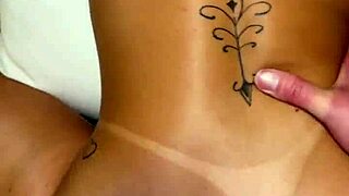 dando o cu gostoso e gozada enorme em uma brasileira gostosa