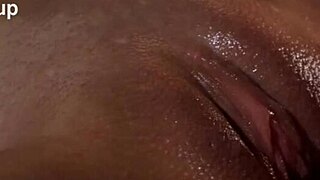 Ich habe gerade die enge Muschi meiner Stiefschwester gefüllt!