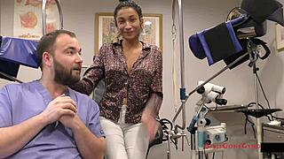 오르가즘 연구 Inc, Miss Mars의 페티시 장갑 플레이 연구.