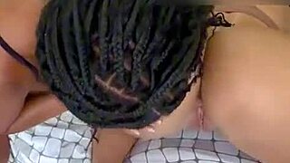 와! 브라질 년들이 놀이를 야한 멘아주로 바꿨어!