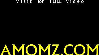 يا صديقي، تريد رؤية كيف تصبح هذه الناضجة مجنونة في لعبتنا؟