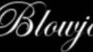 Мацка в бяла риза прави горещ blowjob с интензивен очен контакт