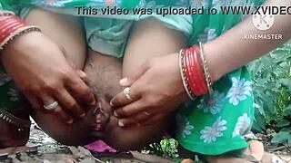 इंडियन देसी भाभी जंगल एडवेंचर में अपनी रस छोड़ती है