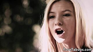 lesbo teini tribbing sapfisen milfin kanssa erotiikassa ulkoilmassa