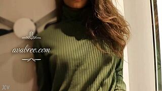 Hey Ava Bree, show us that cute webcam magic!