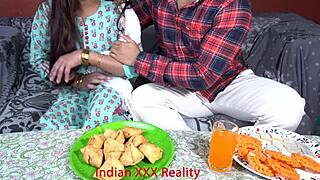 ये xxx लड़का लड़की की हिंदी चुदाई देखकर मैं इतना हॉर्नी हो गया!